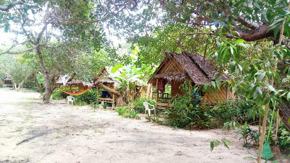 Chalee Tropicana Bungalow Koh Phayam Zewnętrze zdjęcie